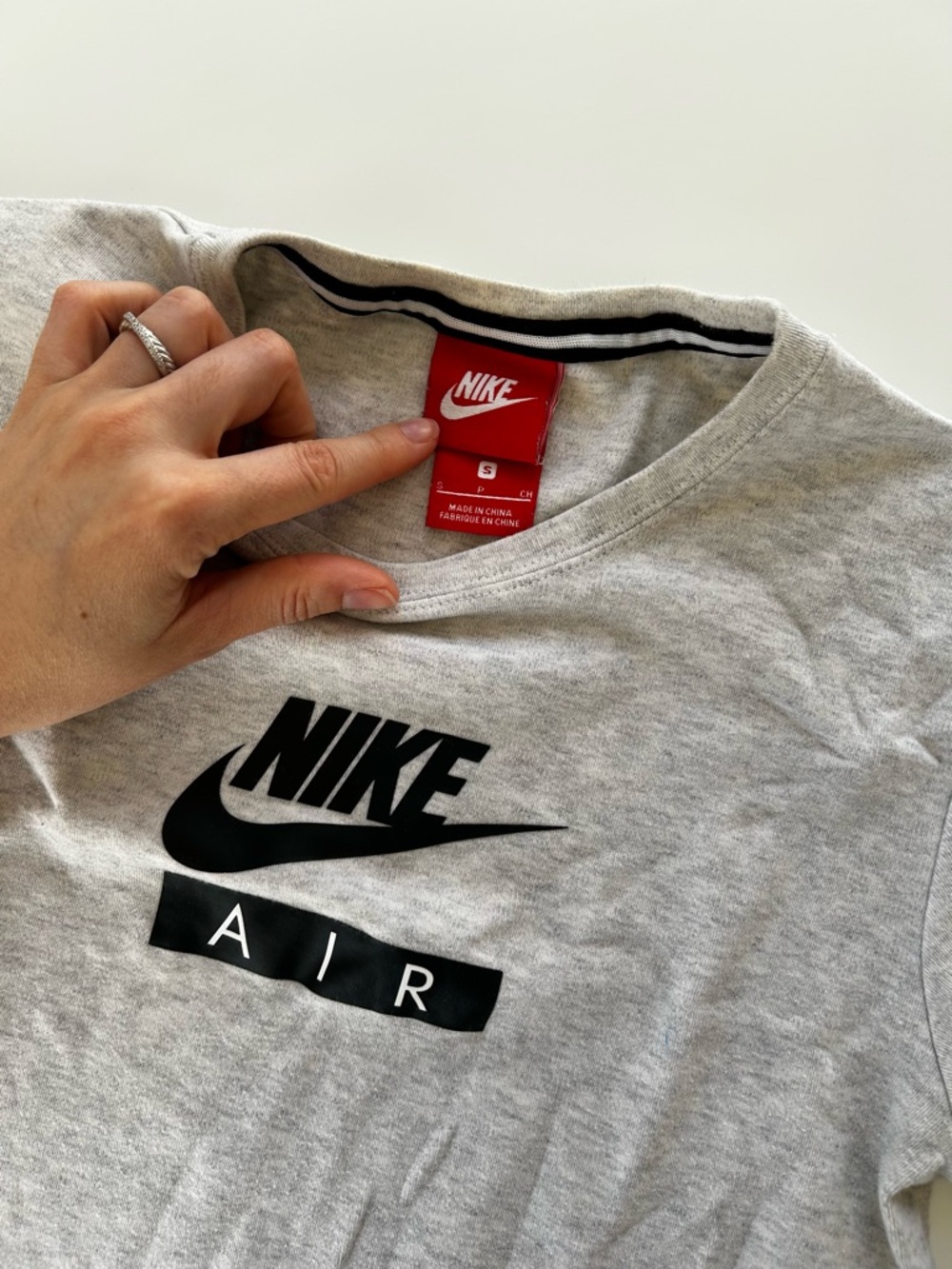 Nike Crop Top - Picture 2 of 6